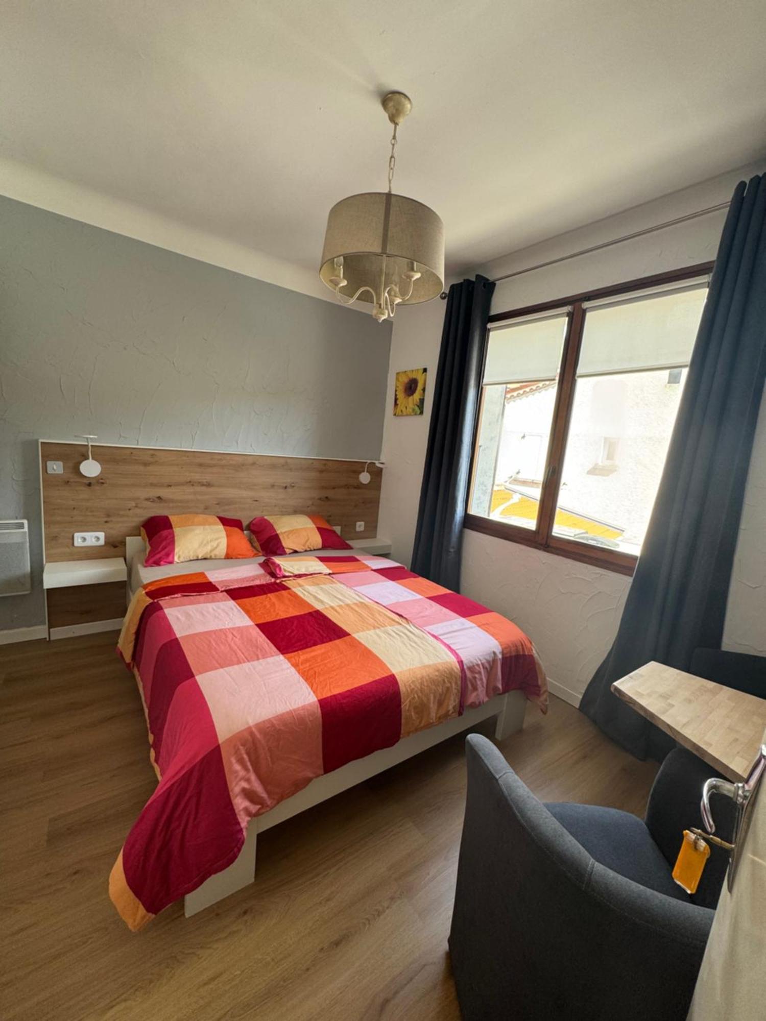 Bnb Castellane Chambre D'Hotes B&B Ngoại thất bức ảnh