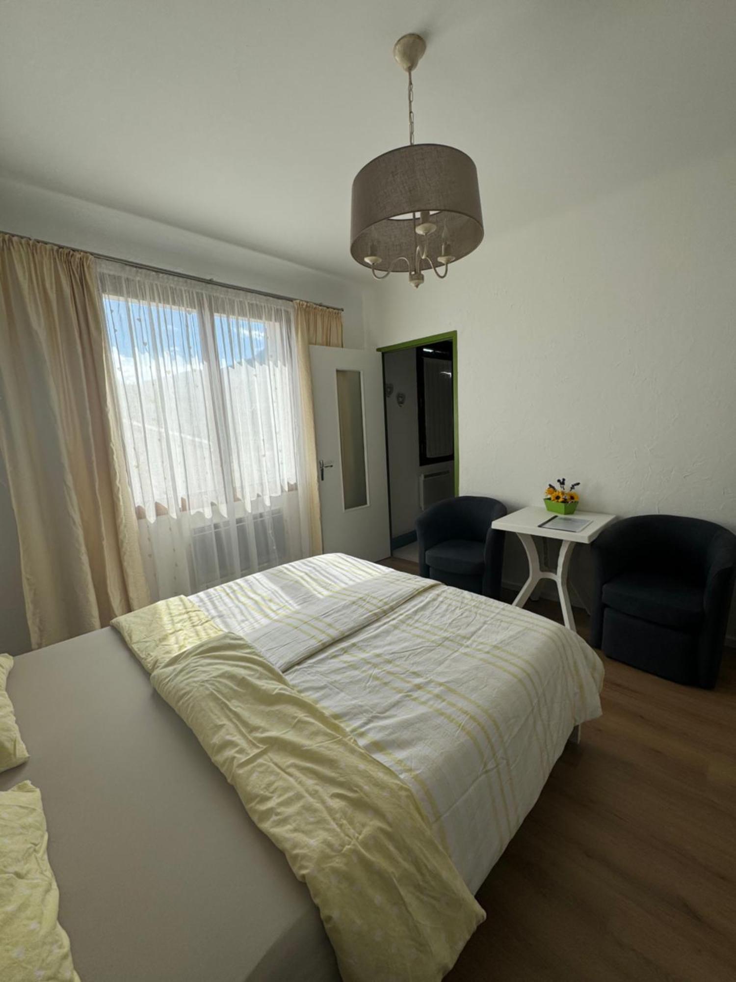 Bnb Castellane Chambre D'Hotes B&B Ngoại thất bức ảnh