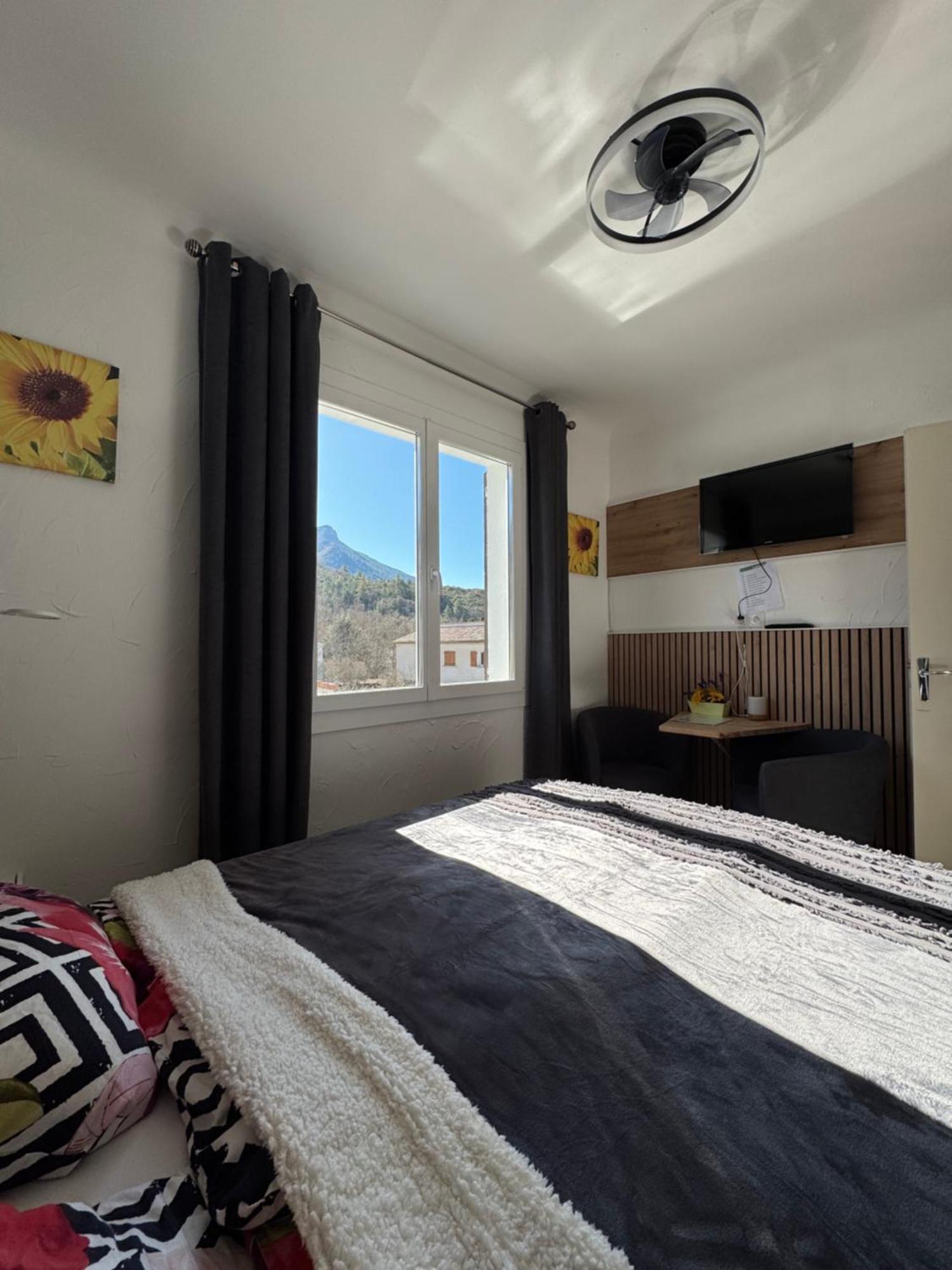Bnb Castellane Chambre D'Hotes B&B Ngoại thất bức ảnh